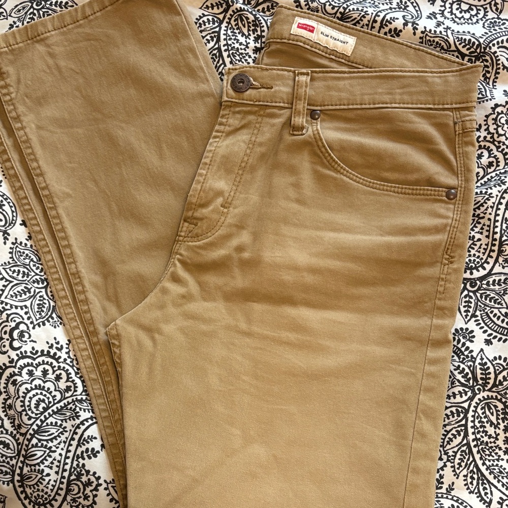 Levi's Men's Brown Slim Straight Jeans